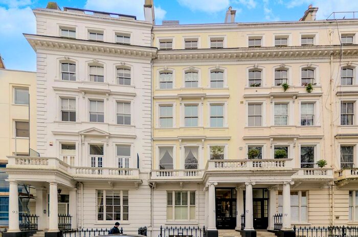 2 Bedroom Flat To Rent In Cornwall Gardens, South Kensington, London, SW7
