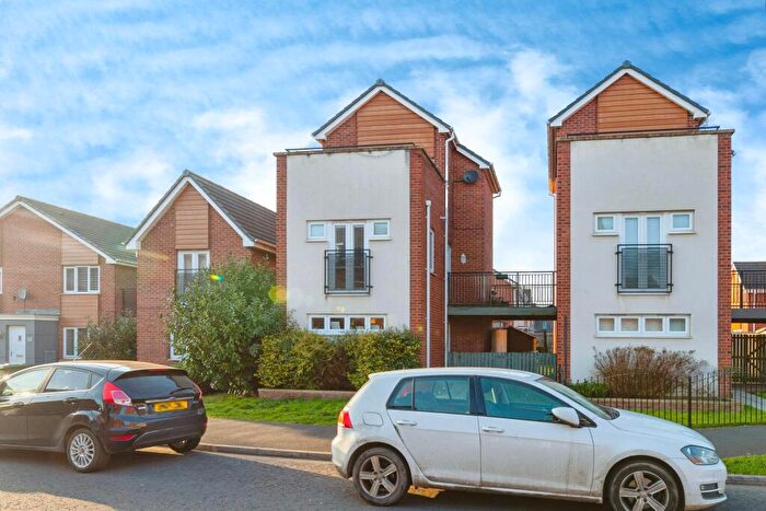 3 Bedroom Town House For Sale In Teal Farm Way, Washington, Tyne And Wear, NE38