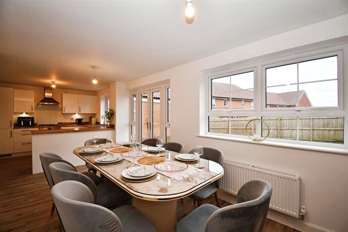 4 Bedroom Detached House For Sale In Morris Croft, Cottingham, HU16