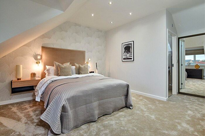 3 Bedroom Semi-Detached House For Sale In Wilsons Lane, Exhall, Coventry, Warwickshire, CV7