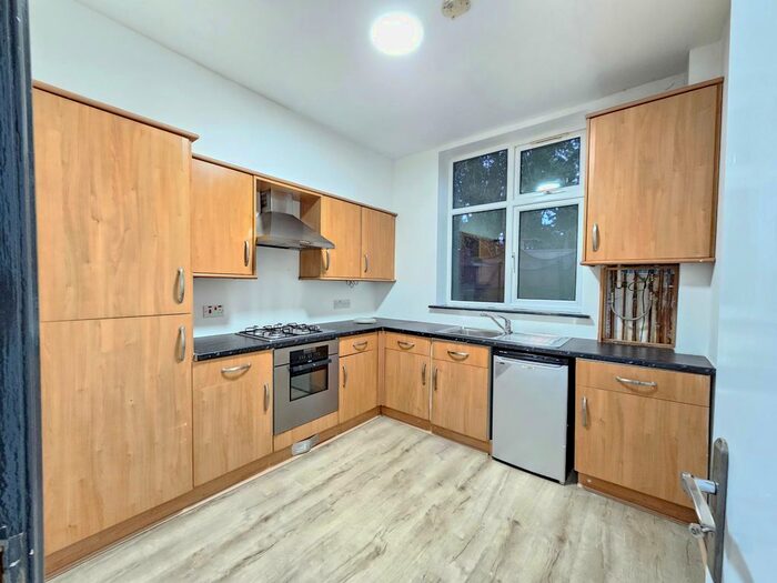 2 Bedroom Flat To Rent In Wembley Hill Road, Wembley, HA9