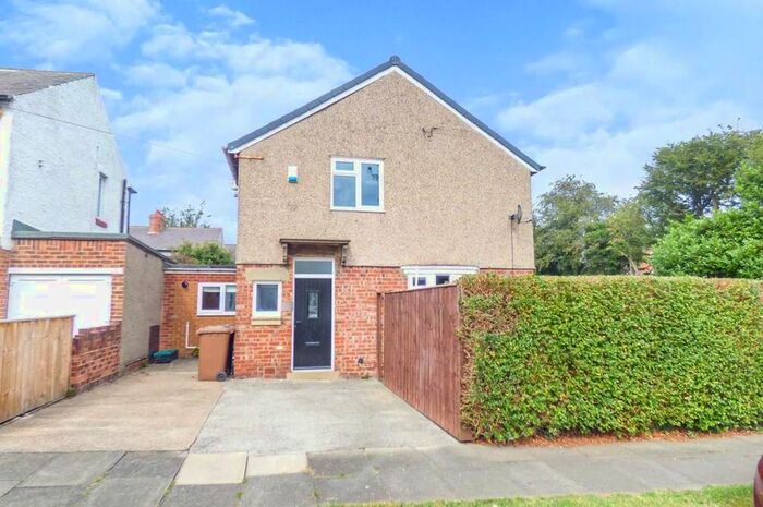 2 Bedroom Semi-Detached House To Rent In Waterloo Road, Wellfield, Whitley Bay, NE25