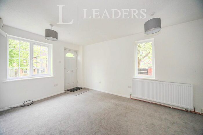 1 Bedroom Terraced House To Rent In Farmbrook, Luton, LU2 - Photo 2