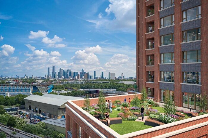 1 Bedroom Flat For Sale In Bermondsey Heights, - Ilderton Road, SE15
