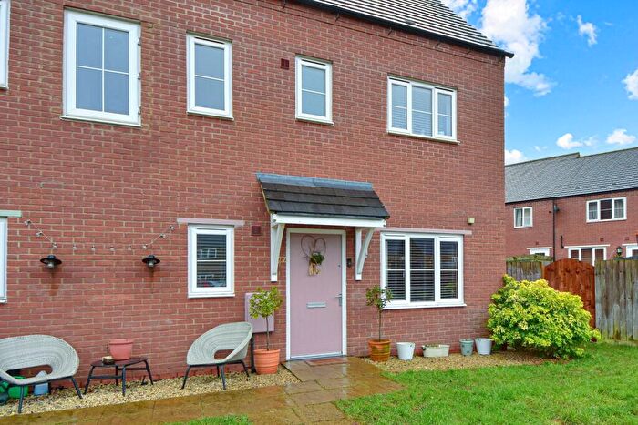 1 Bedroom Ground Maisonette For Sale In Wallin Road, Adderbury, Banbury, OX17
