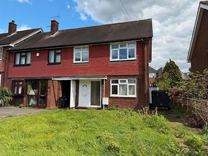 3 Bedroom Semi Detached House For Sale In Gilpin Close, Hodge Hill, Birmingham, B8