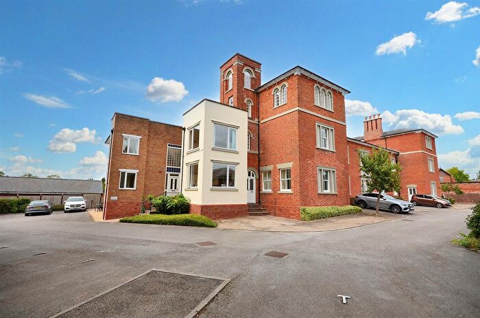 2 Bedroom Flat For Sale In Trent Close, Stone, ST15