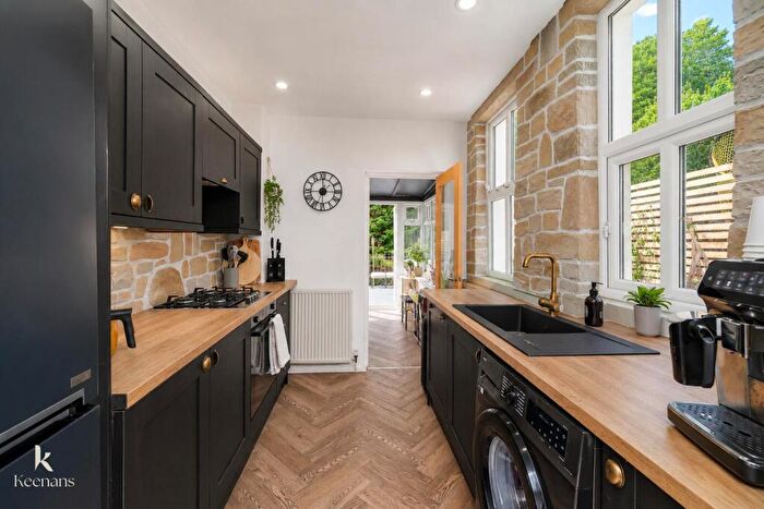 2 Bedroom Terraced House For Sale In Burnley Road East, Rossendale, BB4