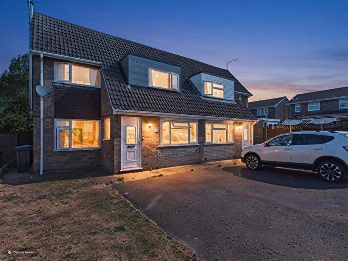 4 Bedroom Semi-Detached House For Sale In Newstead Close, Eye, Peterborough, PE6