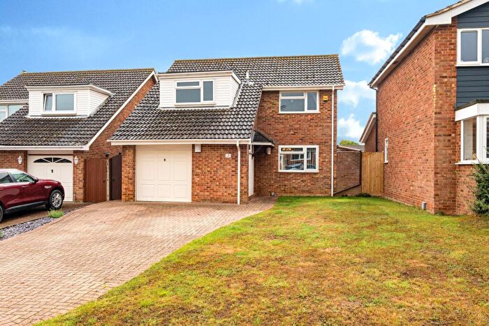 3 Bedroom Detached House For Sale In Milton Road, Flitwick, MK45