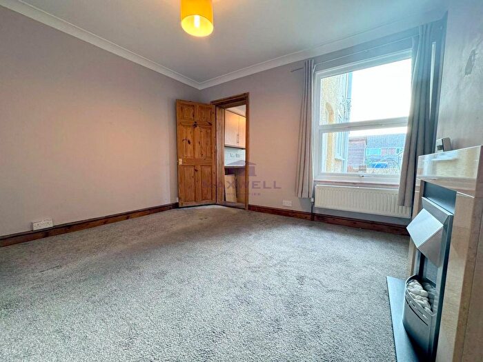 2 Bedroom End Of Terrace House To Rent In Charlotte Street, Sittingbourne, ME10