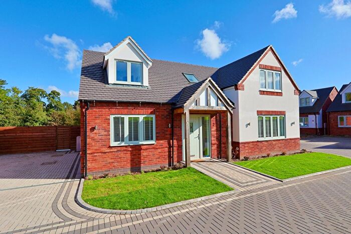 3 Bedroom Detached House For Sale In The Birches, Tamworth Road, Fillongley, Coventry, CV7