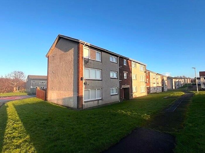 2 Bedroom Flat To Rent In Auchintibber Court, Blantyre, G72
