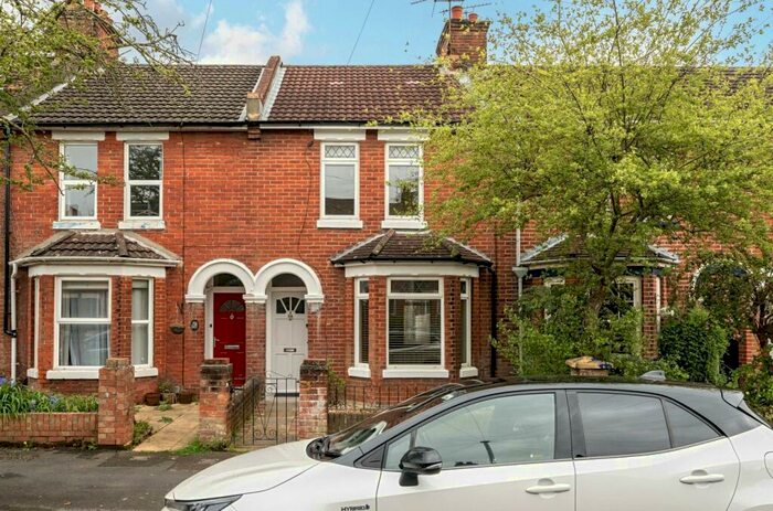 3 Bedroom Terraced House To Rent In Archers Road, Eastleigh, Hampshire, SO50