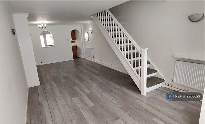 2 Bedroom Terraced House To Rent In Coe Avenue, London, SE25