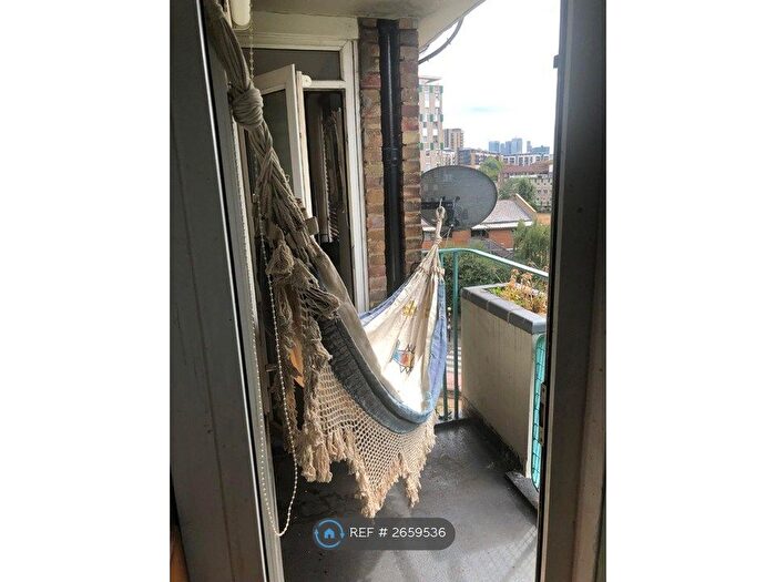 1 Bedroom Flat To Rent In Mark House, London, E2