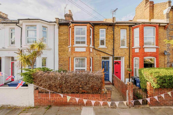 1 Bedroom Flat To Rent In Shakespeare Road, Acton, W3