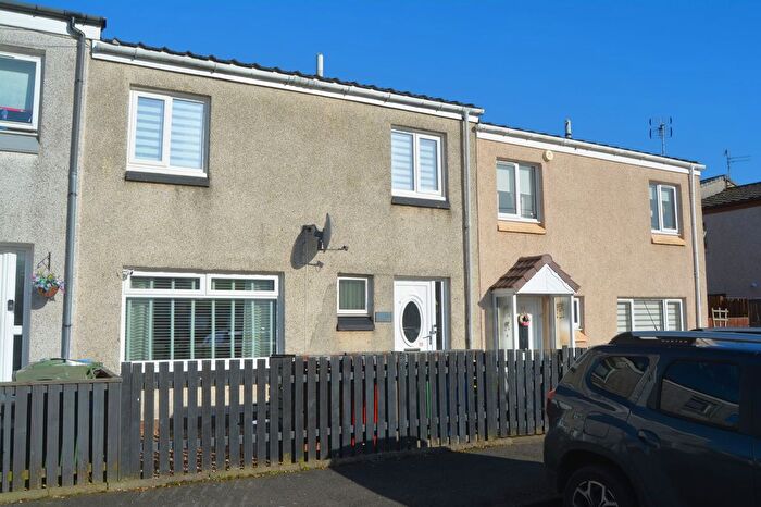 3 Bedroom Terraced House For Sale In Ettrick Court, Falkirk, FK1