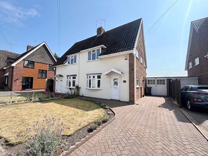 2 Bedroom Semi Detached House To Rent In Langstone Road, Russells Hall, Dudley, DY1