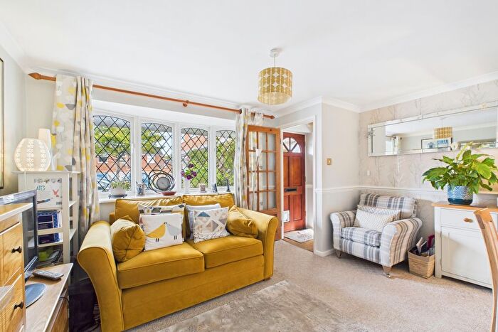 2 Bedroom Terraced House For Sale In Waterside, Edlesborough, LU6