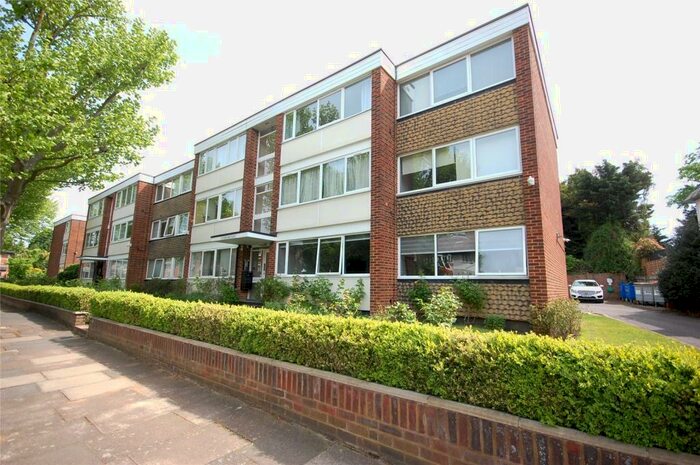 2 Bedroom Apartment To Rent In Arundel Lodge, Salisbury Avenue, Finchley, N3