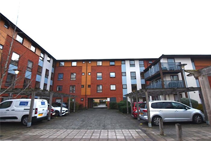 1 Bedroom Apartment To Rent In Harry Close, Croydon, CR0