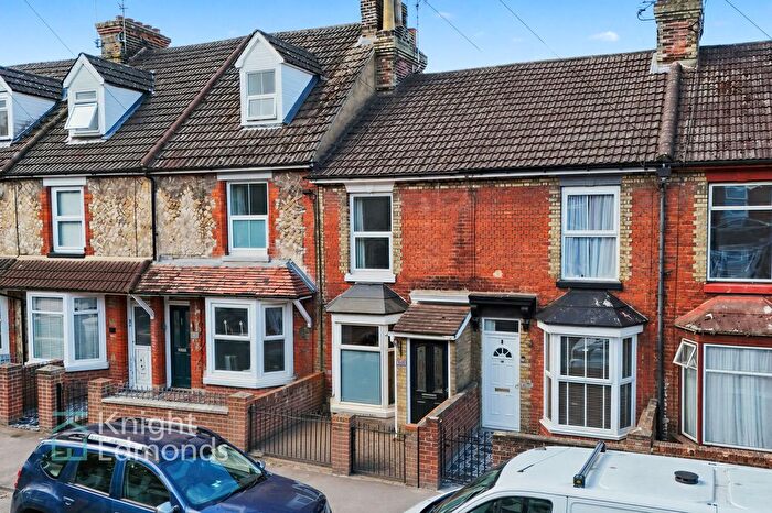 2 Bedroom Terraced House To Rent In Holland Road, Maidstone, ME14