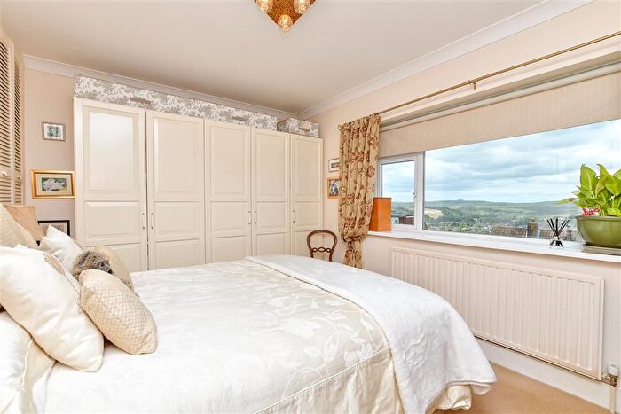 2 Bedroom Flat For Sale In Carden Hill, Hollingbury, Brighton, East Sussex, BN1