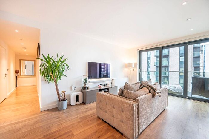 3 Bedroom Flat To Rent In Weaver Walk, Wembley, HA9