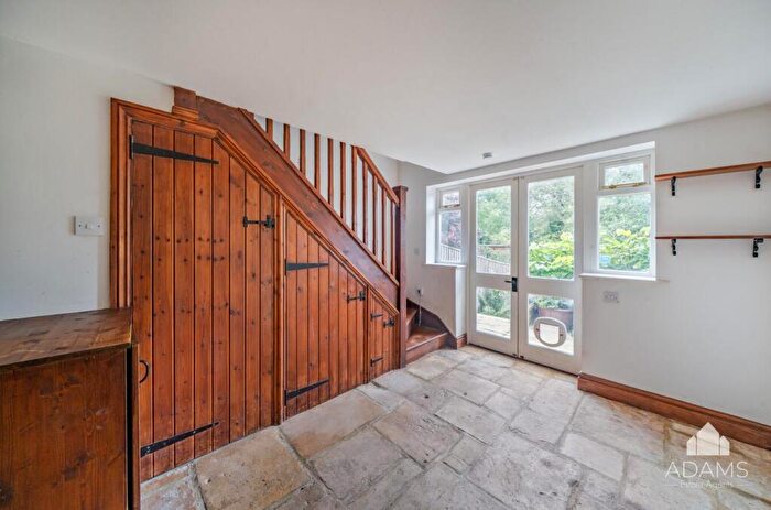 2 Bedroom Cottage For Sale In Chandos Street, Winchcombe, Cheltenham, GL54