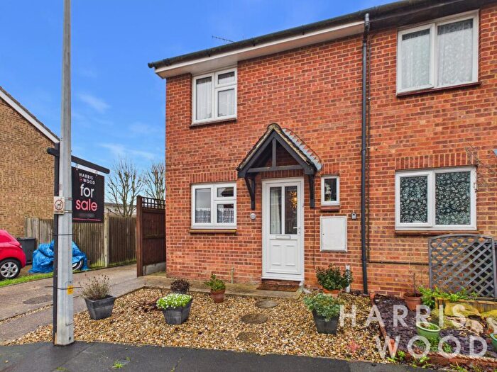 3 Bedroom End Of Terrace House For Sale In Broadway, Silver End, Witham, Essex, CM8