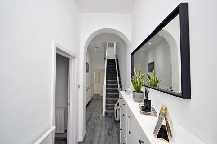 4 Bedroom Terraced House For Sale In Lincoln Street, Highfields, Leicester, LE2