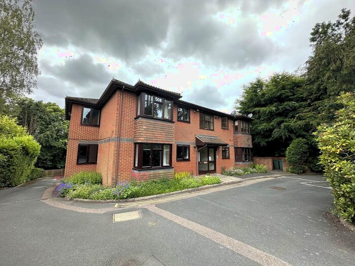 1 Bedroom Flat To Rent In Sandhurst Road, Tunbrudge Wells, Kent, TN2