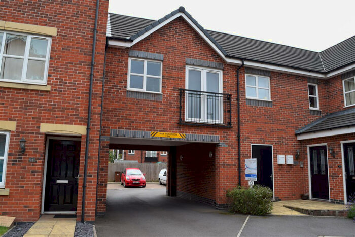 1 Bedroom Coach House To Rent In Pipers Way, Burton-On-Trent, Staffordshire, DE14