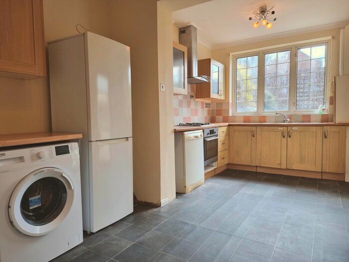 3 Bedroom Terraced House To Rent In Arcus Road, Bromley, Kent, BR1