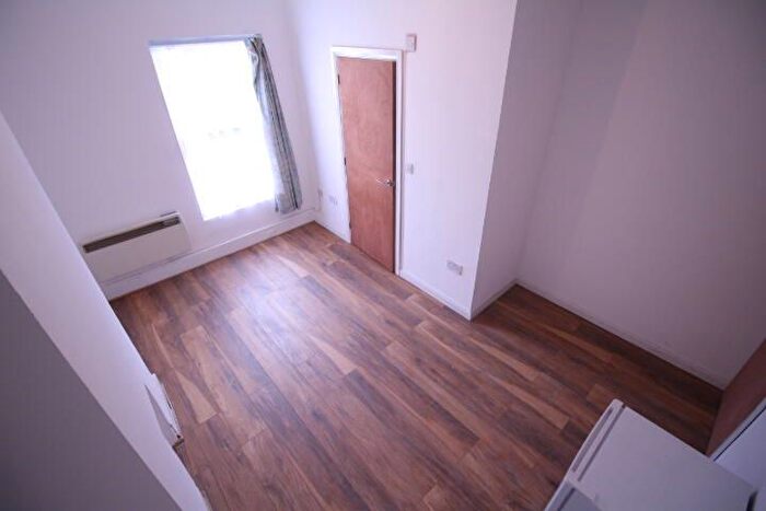 Property To Rent In Parchmore Road, Thornton Heath, CR7