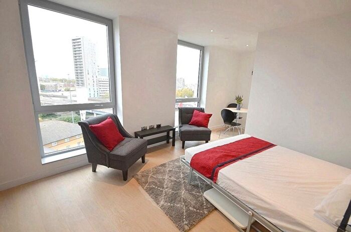 Studio For Sale In Columbia West Apartments, Biscayne Avenue, E14