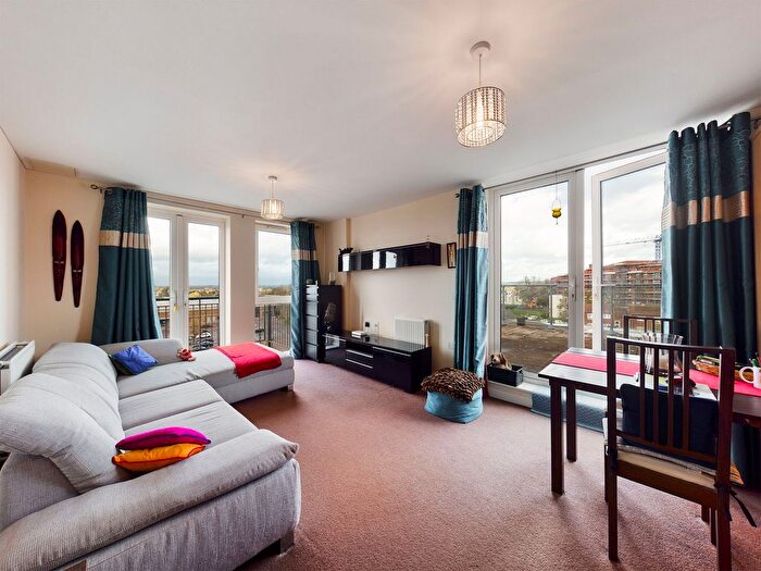1 Bedroom Flat To Rent In Northolt Road, Harrow, HA2