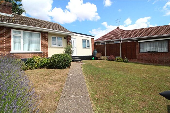 2 Bedroom Bungalow For Sale In The Green, Leigh-on-Sea, Essex, SS9