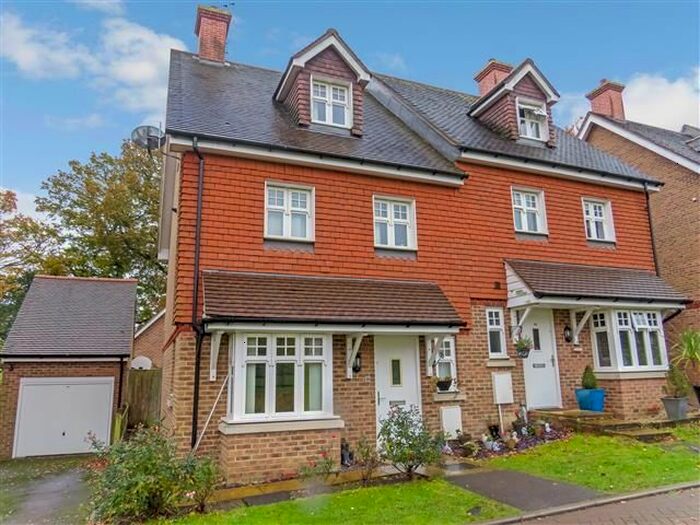 4 Bedroom Property To Rent In St. Pauls On The Green, Haywards Heath, RH16
