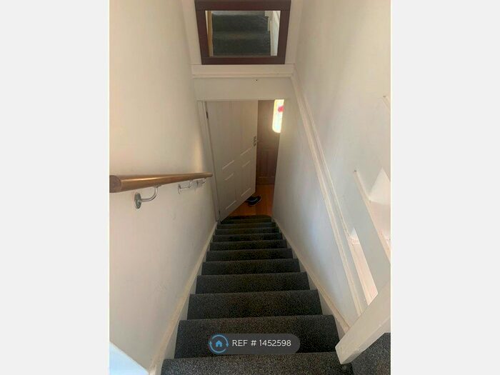 3 Bedroom Flat To Rent In Aldrich Crescent, New Addington, Croydon, CR0
