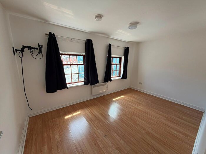 1 Bedroom Flat To Rent In Town Square, Syston, LE7