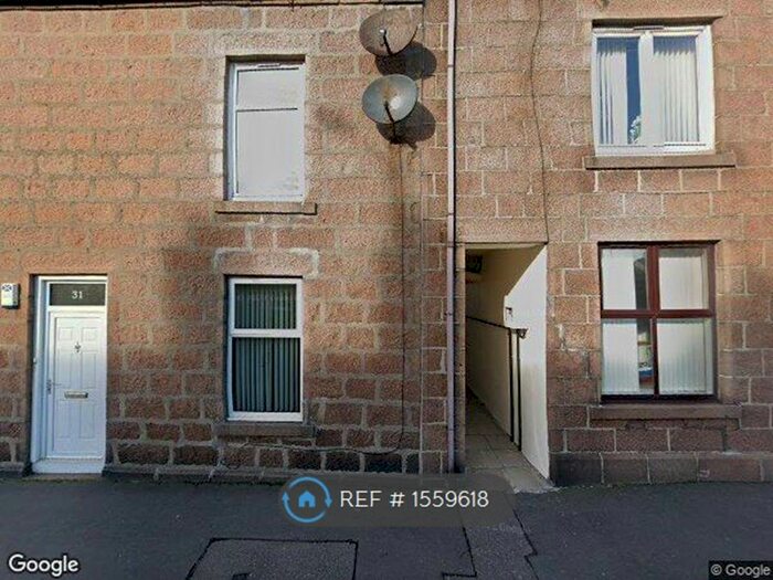 3 Bedroom Flat To Rent In King Street, Peterhead, AB42