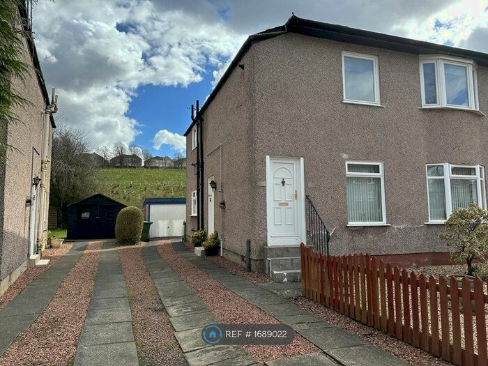 3 Bedroom Flat To Rent In Croftpark Avenue, Glasgow, G44