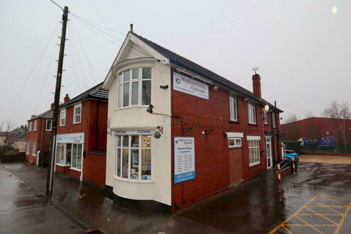 2 Bedroom Flat To Rent In Bunkers Hill, Lincoln, LN2