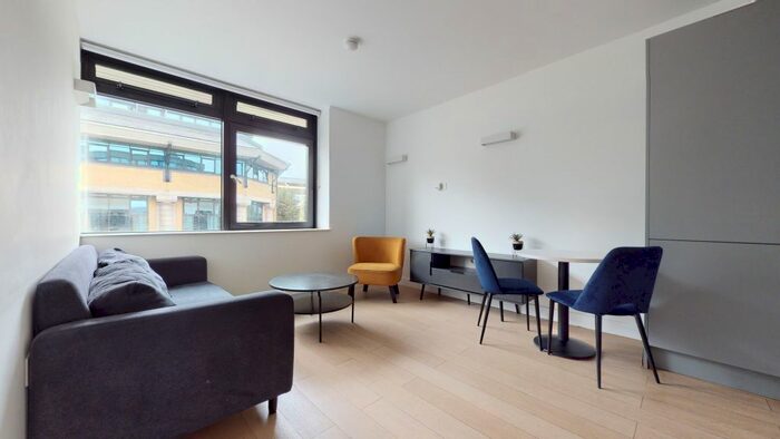 1 Bedroom Flat To Rent In New Horizons Court, Brentford, TW8