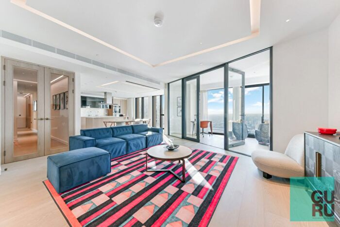 3 Bedroom Flat To Rent In Nine Elms Lane, London, SW8