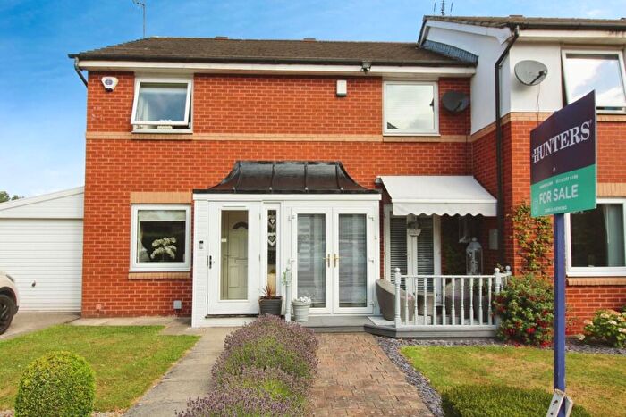 2 Bedroom Terraced House For Sale In Swinnow Close, Bramley, LS13