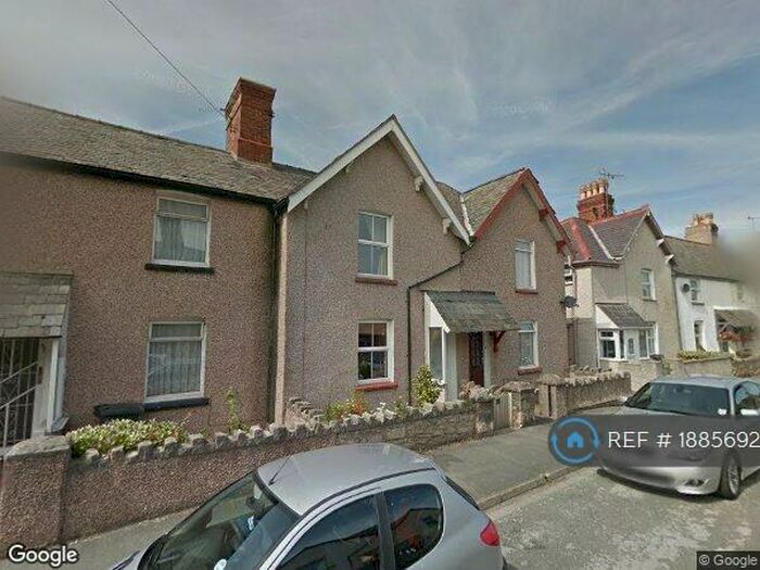 2 Bedroom Terraced House To Rent In Jubilee Street, Llandudno, LL30