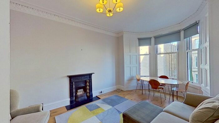1 Bedroom Flat To Rent In Comely Bank Place, Edinburgh, Midlothian, EH4